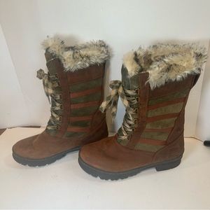 KEEN WapatoTall Waterproof Lace up insulated Brown Suede Boots Women Sz.8.5 NWOT